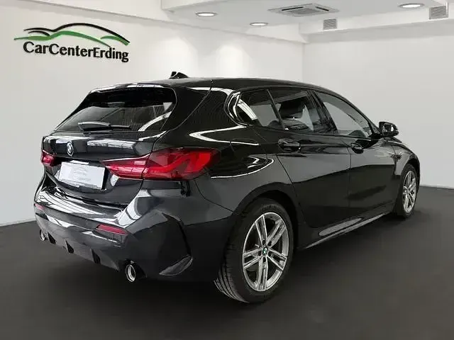 Gebraucht BMW 118 M Sport 150 PS (110 kW) 2023 Schwarz Kleinwagen