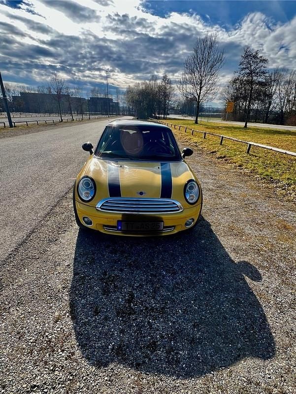 Gebraucht Mini Cooper Coupé 120 PS (88 kW) 2007 Gelb Coupé