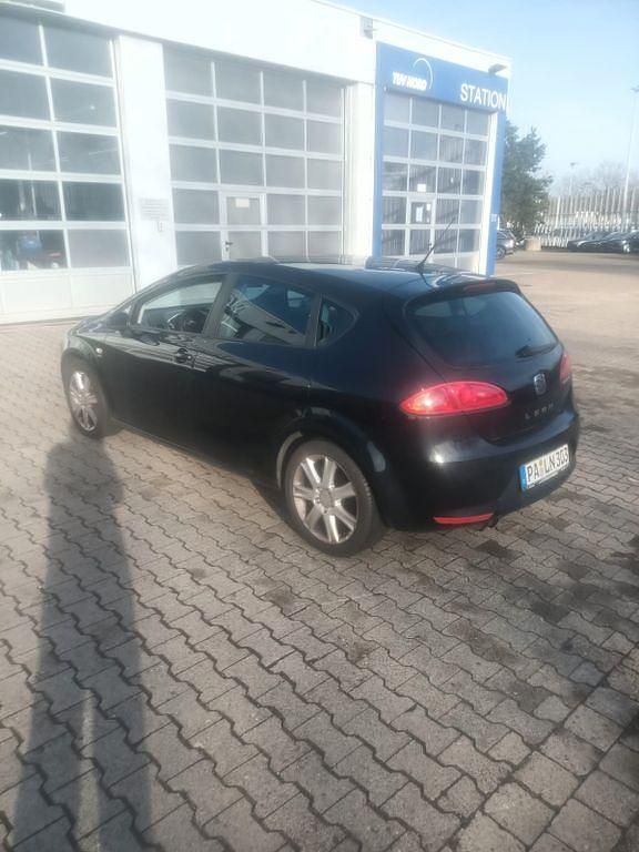 Gebraucht Seat Leon Reference 125 PS (91 kW) 2009 Schwarz Kleinwagen