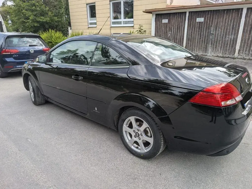 Gebraucht Ford Focus Cabriolet 101 PS (74 kW) 2008 Schwarz Cabrio