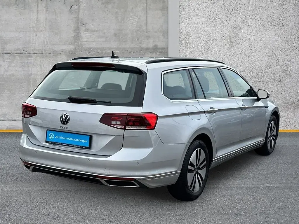Gebraucht VW Passat GTE 218 PS (160 kW) 2021 Silber Kombi