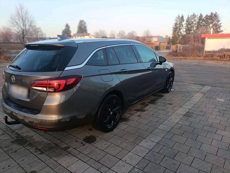 Gebraucht Opel Astra 160 PS (117 kW) 2017 Grau Kombi