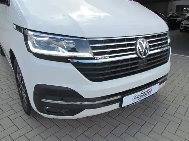 Gebraucht VW T6.1 Highline 204 PS (150 kW) 2022 Candyweiß Van