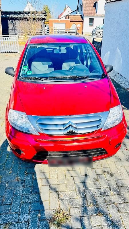 Gebraucht Citroën C3 60 PS (44 kW) 2008 Rot Limousine
