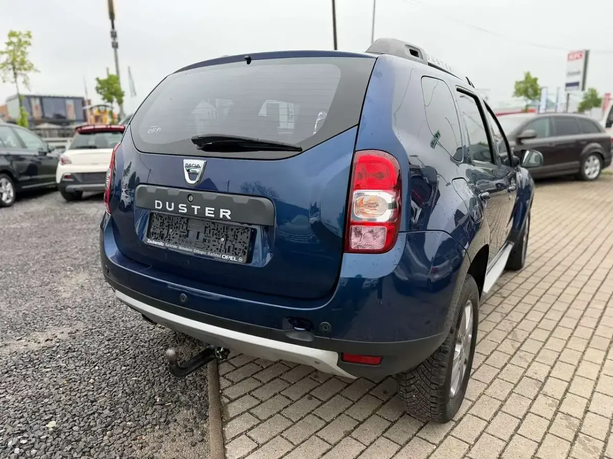 Gebraucht Dacia Duster Prestige 125 PS (91 kW) 2016 Blau SUV