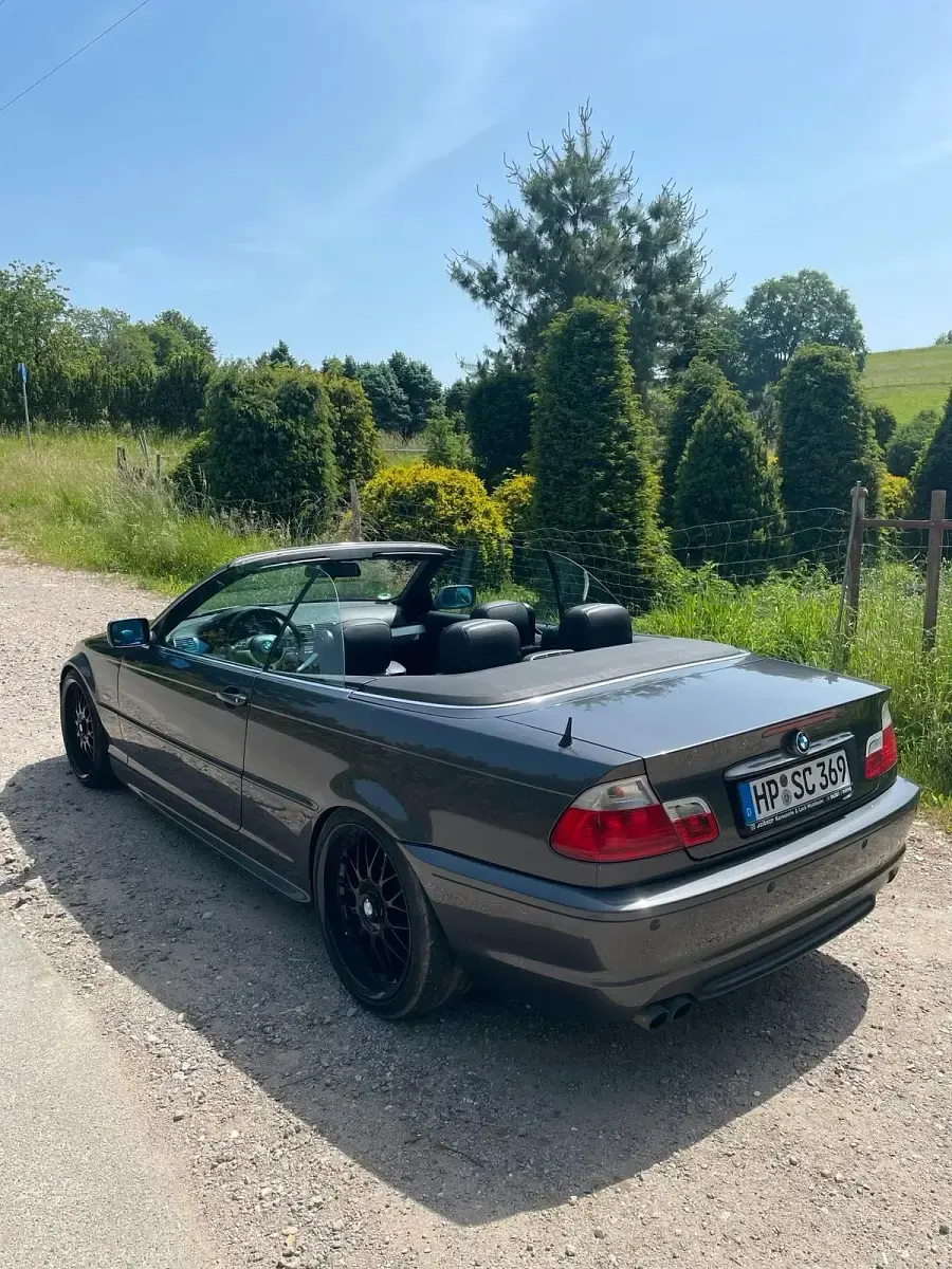 Gebraucht BMW 330 Cabriolet 231 PS (169 kW) 2001 Grau Cabrio
