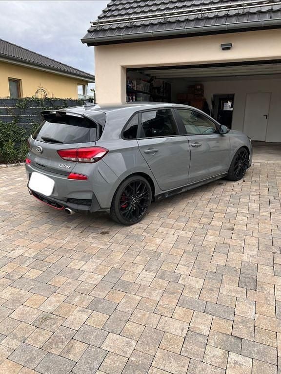 Grau Gebraucht 2020 Hyundai i30 N Performance Limousine | 22.999 € (Guter Preis) - Bild 1/4