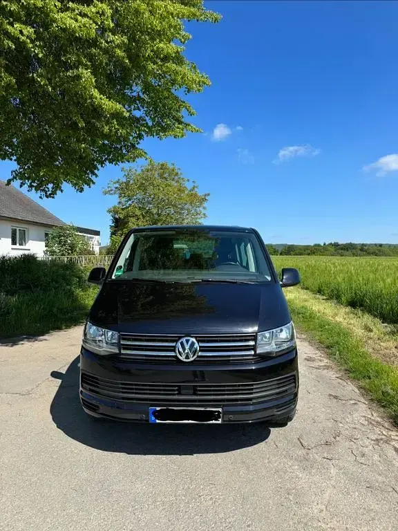 Gebraucht VW Multivan 150 PS (110 kW) 2016 Schwarz Van / Kleinbus
