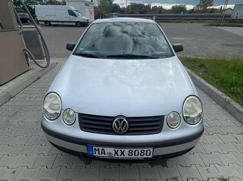Silber Gebraucht 2004 VW Polo Basis Limousine | 1.200 € (Guter Preis) - Bild 1/4