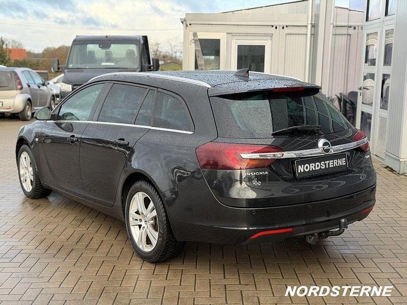Gebraucht Opel Insignia Edition 120 PS (88 kW) 2016 Karbonschw graphitschw midnigh Kombi