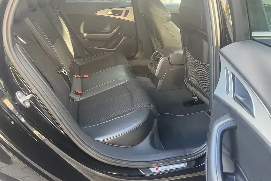 Gebraucht Audi A6 Sport 177 PS (130 kW) 2013 Schwarz Kombi