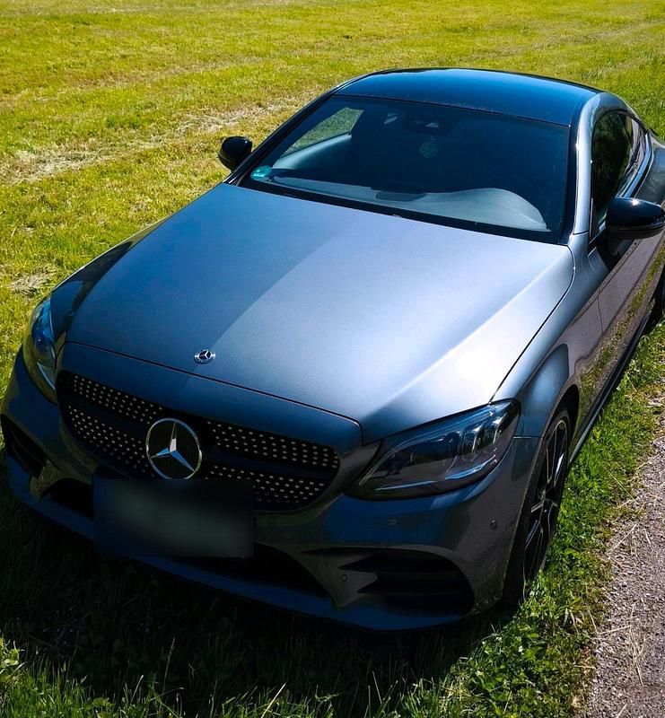 Gebraucht Mercedes C400 333 PS (244 kW) 2018 Grau Coupé