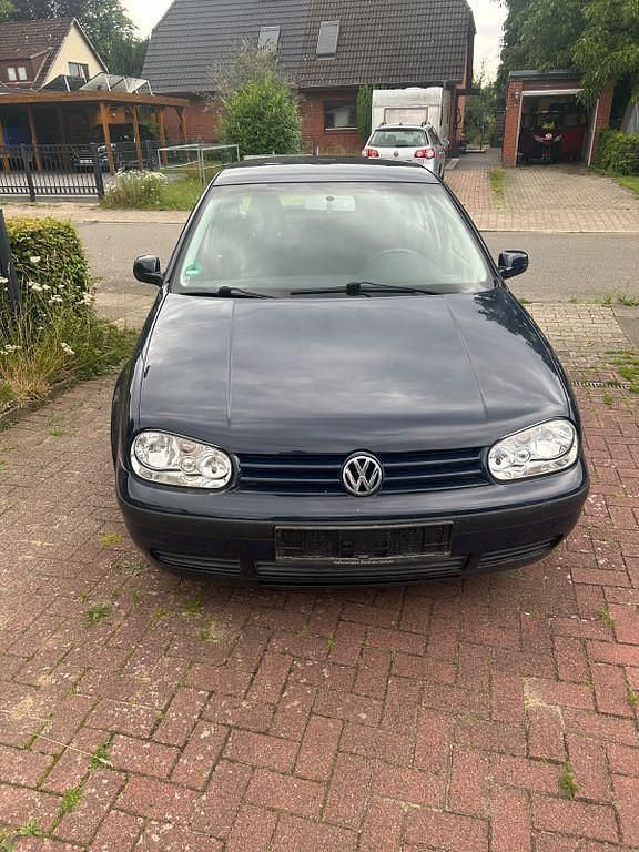Blau Gebraucht 2005 VW Golf IV Comfortline Limousine | 799 € (Superpreis) - Bild 1/4