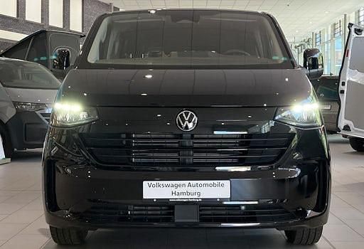 Neu VW Caravelle Life 160 kW (218 PS) 2025 Schwarz Van / Kleinbus