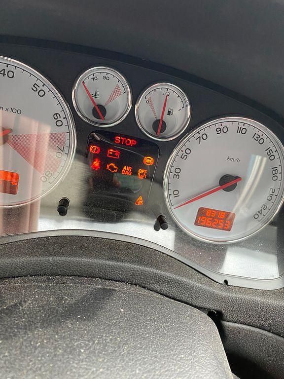 Silber Gebraucht 2003 Peugeot 307 CC Cabrio | 1.500 € (Superpreis) - Bild 1/4