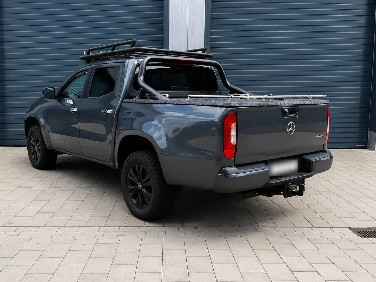 Gebraucht Mercedes X250 190 PS (139 kW) 2018 Grau Pickup