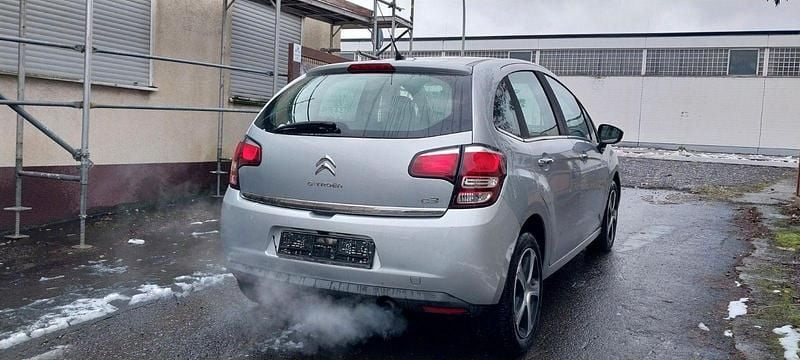 Gebraucht Citroën C3 SELECTION 82 PS (60 kW) 2017 Silber Kleinwagen