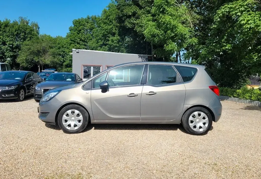 Gebraucht Opel Meriva Selection 101 PS (74 kW) 2016 Braun Van / Kleinbus