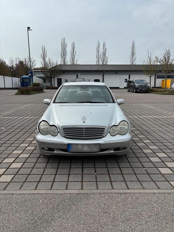 Gebraucht Mercedes C270 170 PS (125 kW) 2001 Silber Limousine