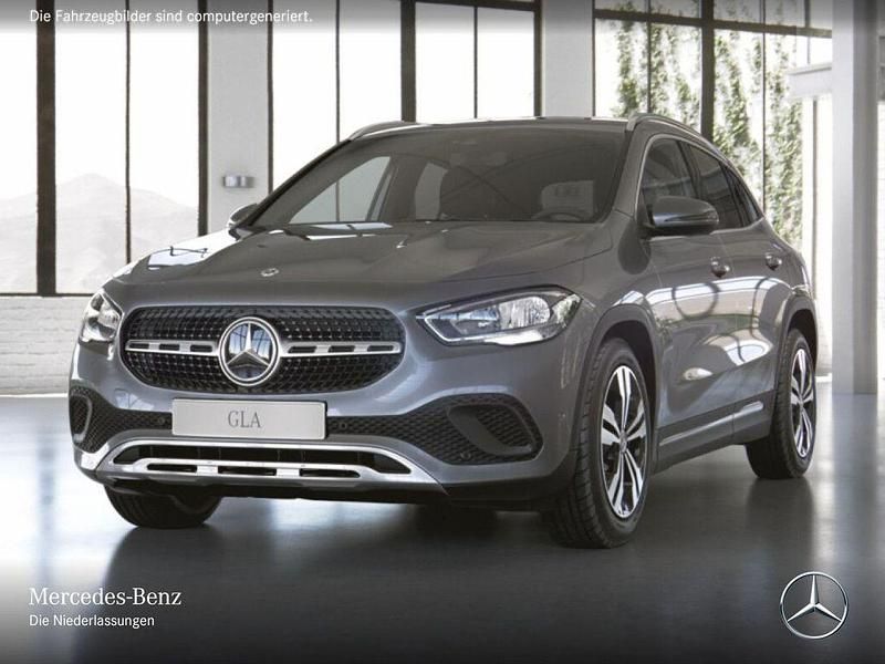Gebraucht Mercedes GLA250 Progressive 218 PS (160 kW) 2021 Grau SUV