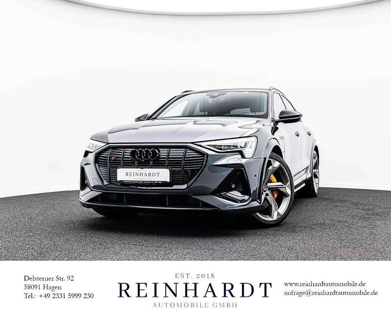 Daytonagrau perleffekt Gebraucht 2022 Audi e-tron Sportback Ambiente SUV | 48.760 € (Fairer Preis) - Bild 1/3