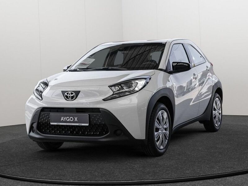 Weiß Neu 2025 Toyota Aygo Play Kleinwagen | 18.390 € - Bild 1/4
