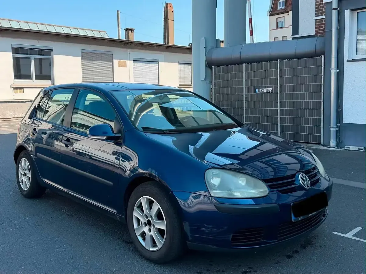 Gebraucht VW Golf IV 105 PS (77 kW) 2004 Blau Limousine