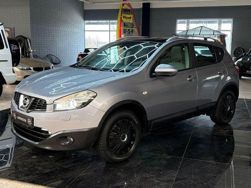 Gebraucht Nissan Qashqai Tekna 150 PS (110 kW) 2010 Grau SUV