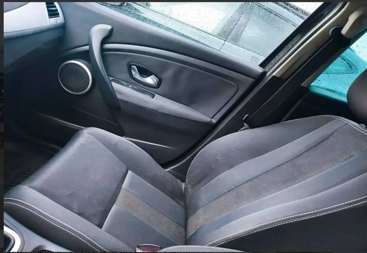 Gebraucht Renault Mégane 110 PS (80 kW) 2009 Schwarz Limousine