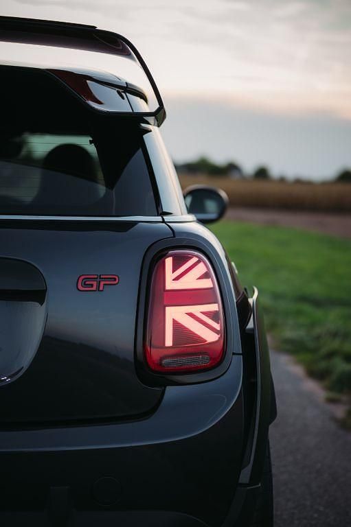 Gebraucht Mini John Cooper Works 306 PS (225 kW) 2020 Grau Kleinwagen