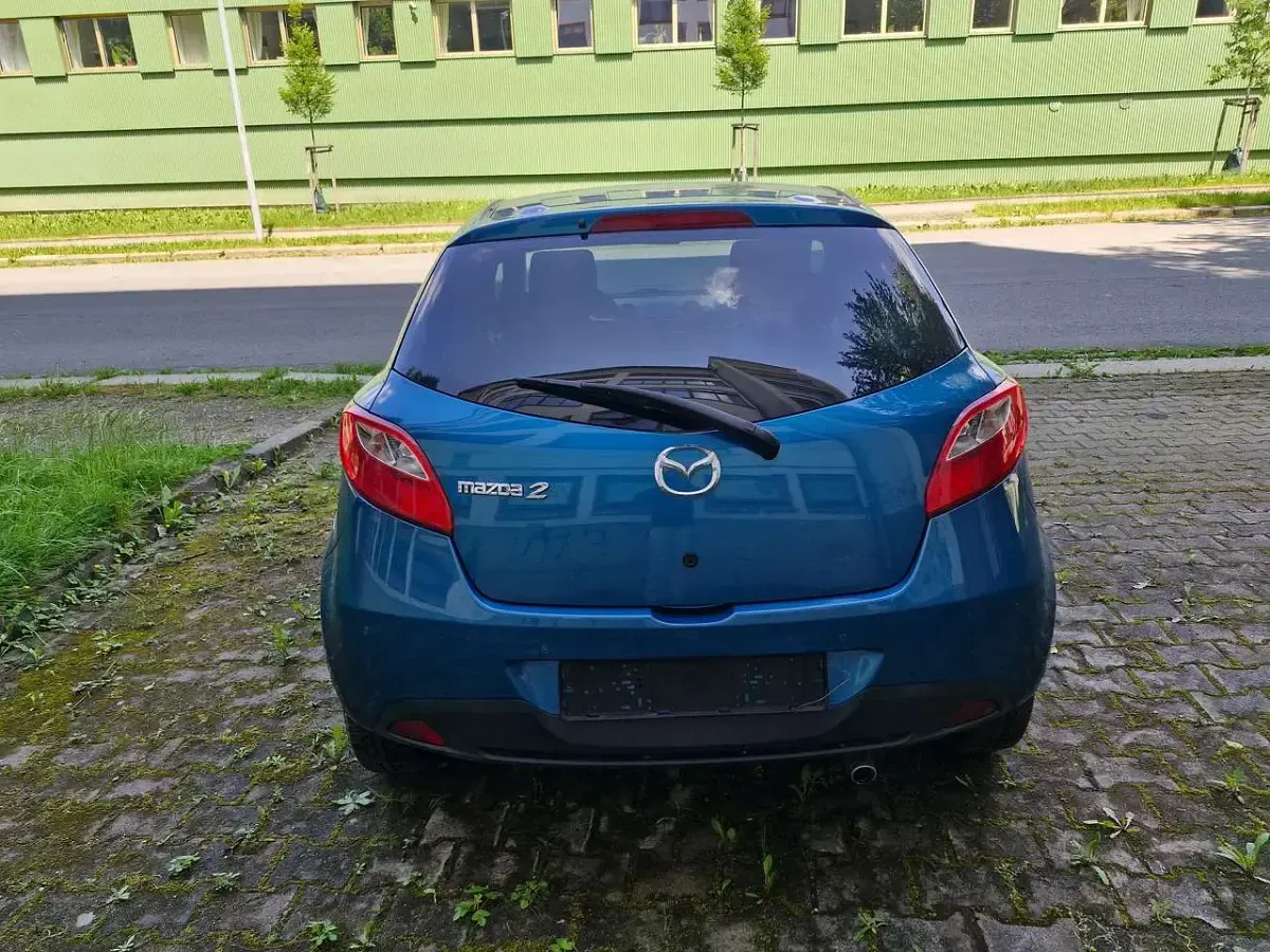 Gebraucht Mazda 2 Kenko 84 PS (61 kW) 2013 Faroblau metallic Kleinwagen