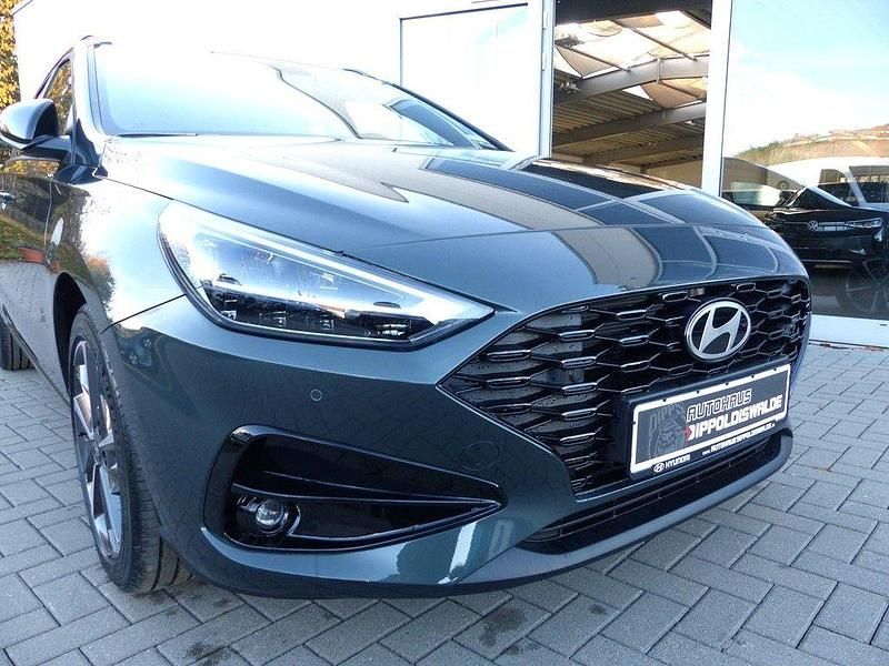 Gebraucht Hyundai i30 Advantage 140 PS (102 kW) 2025 Grün Kombi
