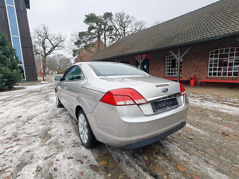 Gebraucht Ford Focus Cabriolet Titanium 145 PS (106 kW) 2007 Argento Cabrio