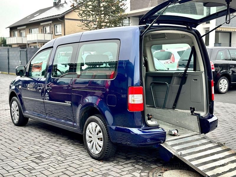 Blau Gebraucht 2010 VW Caddy Maxi Van / Kleinbus | 17.999 € - Bild 1/4