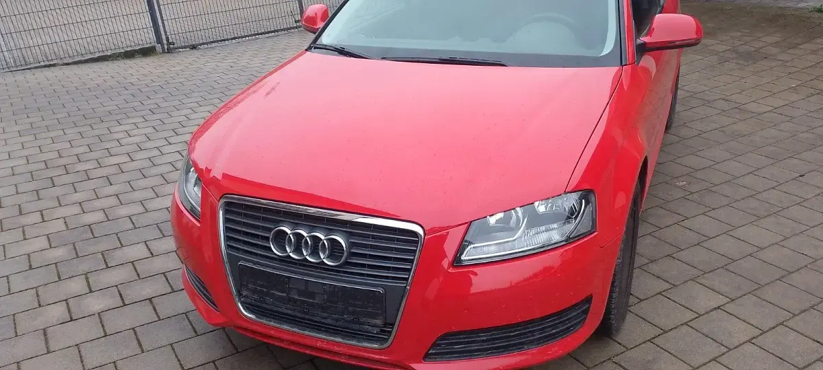 Gebraucht Audi A3 102 PS (75 kW) 2010 Rot Kleinwagen