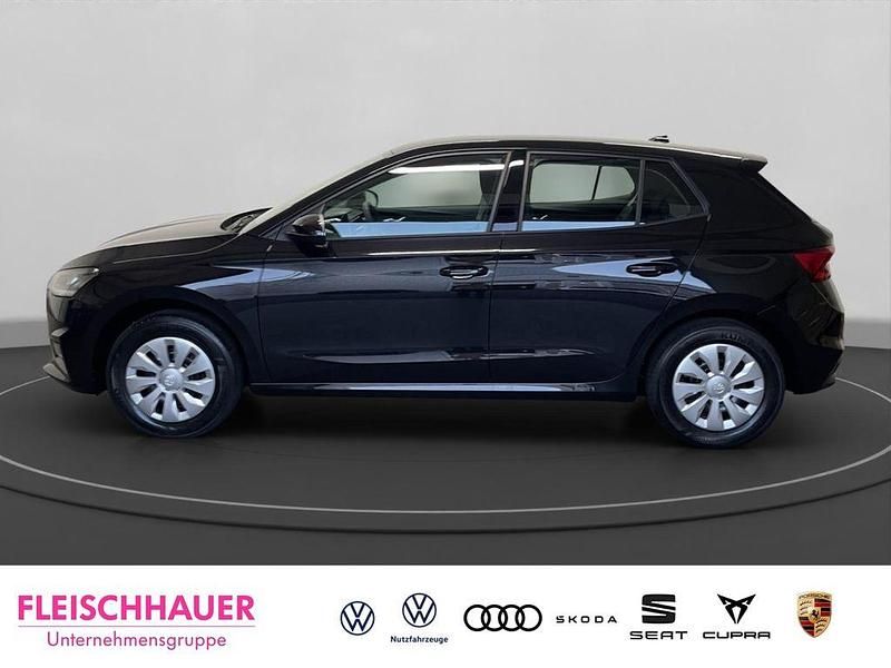Neu Skoda Fabia Essence 80 PS (58 kW) 2025 Schwarz Limousine