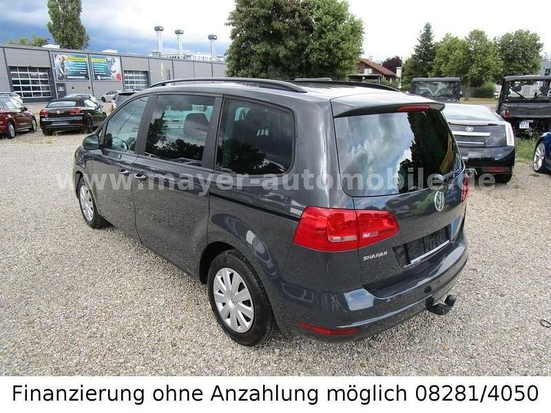 Gebraucht VW Sharan Trendline 169 PS (124 kW) 2012 Grau Van / Kleinbus