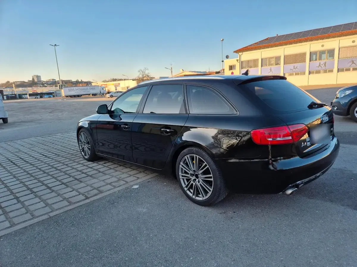 Używany Audi A4 2008 Czarny Kombi