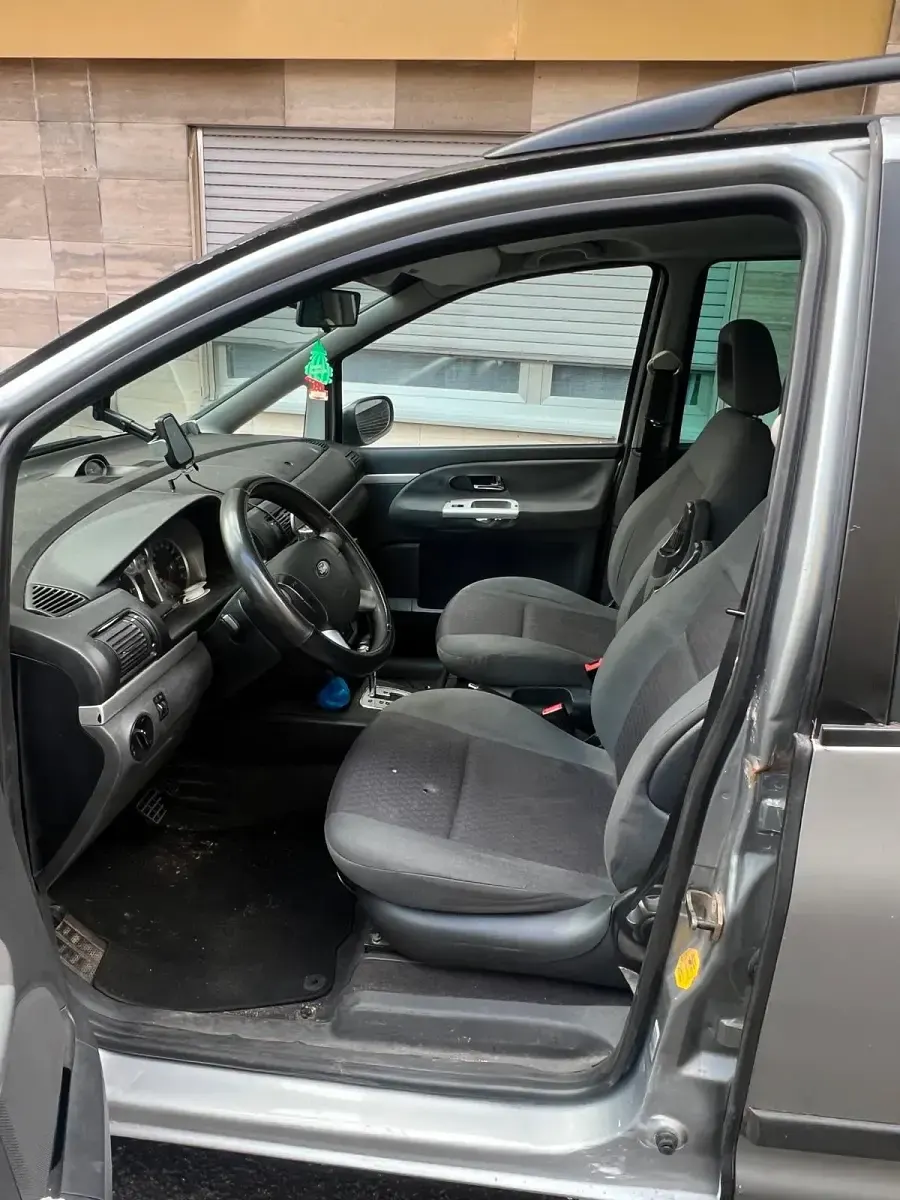 Gebraucht Ford Galaxy 116 PS (85 kW) 2005 Grau Van / Kleinbus