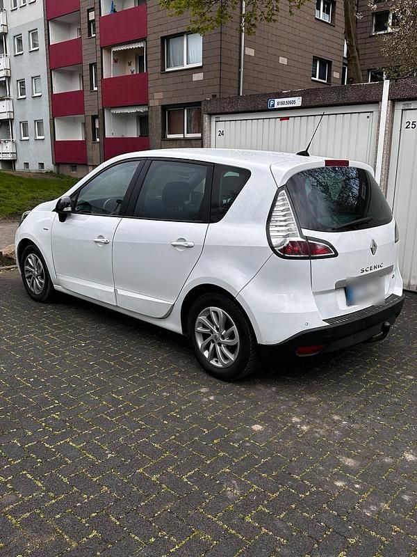 Gebraucht Renault Scénic III 110 PS (80 kW) 2016 Weiß Van / Kleinbus