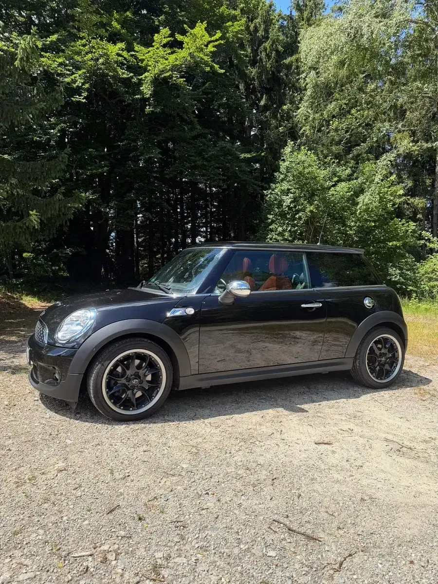 Gebraucht Mini Cooper S 185 PS (136 kW) 2011 Schwarz Kleinwagen