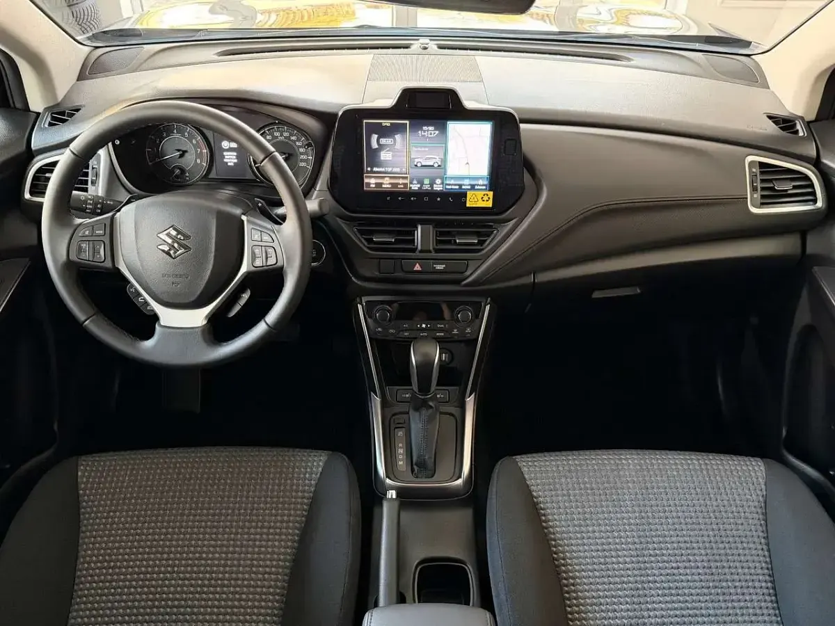Neu Suzuki SX4 S-Cross 110 PS (80 kW) 2025 Grau SUV