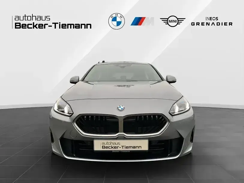 Gebraucht BMW 120 Efficient Dynamics 170 PS (125 kW) 2025 Skyscraper grau Kleinwagen