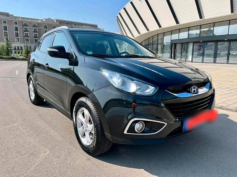 Gebraucht Hyundai ix35 136 PS (100 kW) 2011 Schwarz SUV