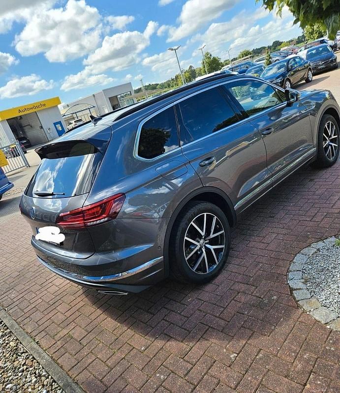 Gebraucht VW Touareg 286 PS (210 kW) 2020 Grau SUV