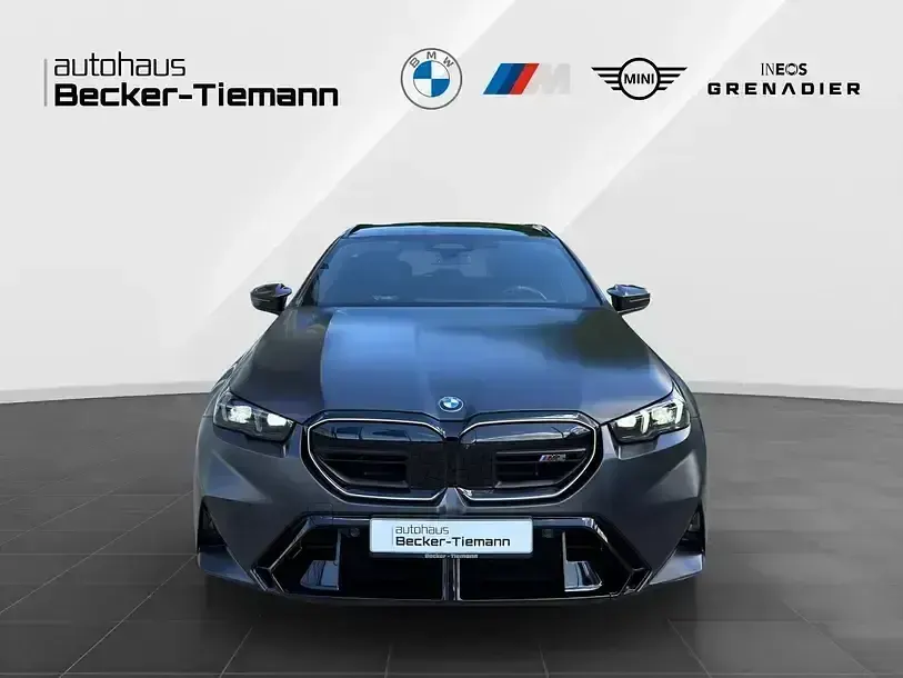Gebraucht BMW M5 Sport Line 585 PS (430 kW) 2025 Bmw individual frozen deep gre Kombi