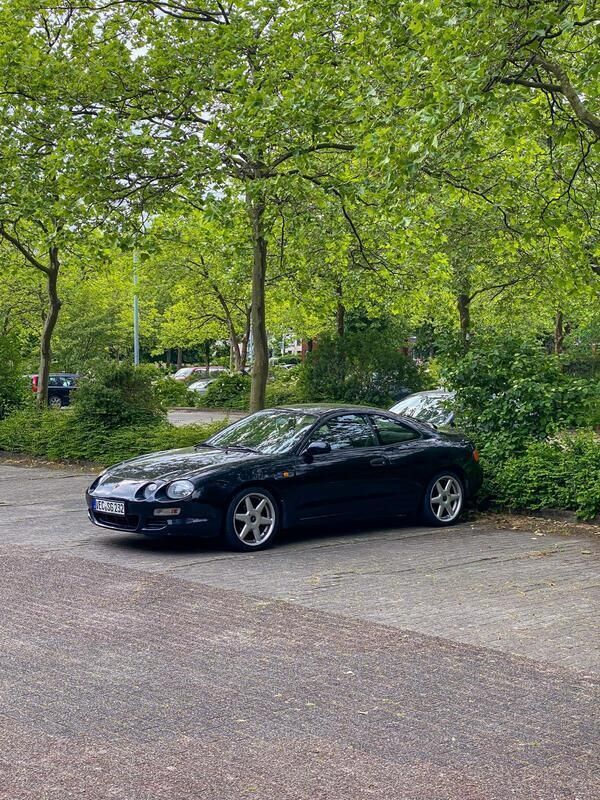 Schwarz Gebraucht 1999 Toyota Celica Coupé | 4.500 € - Bild 1/4