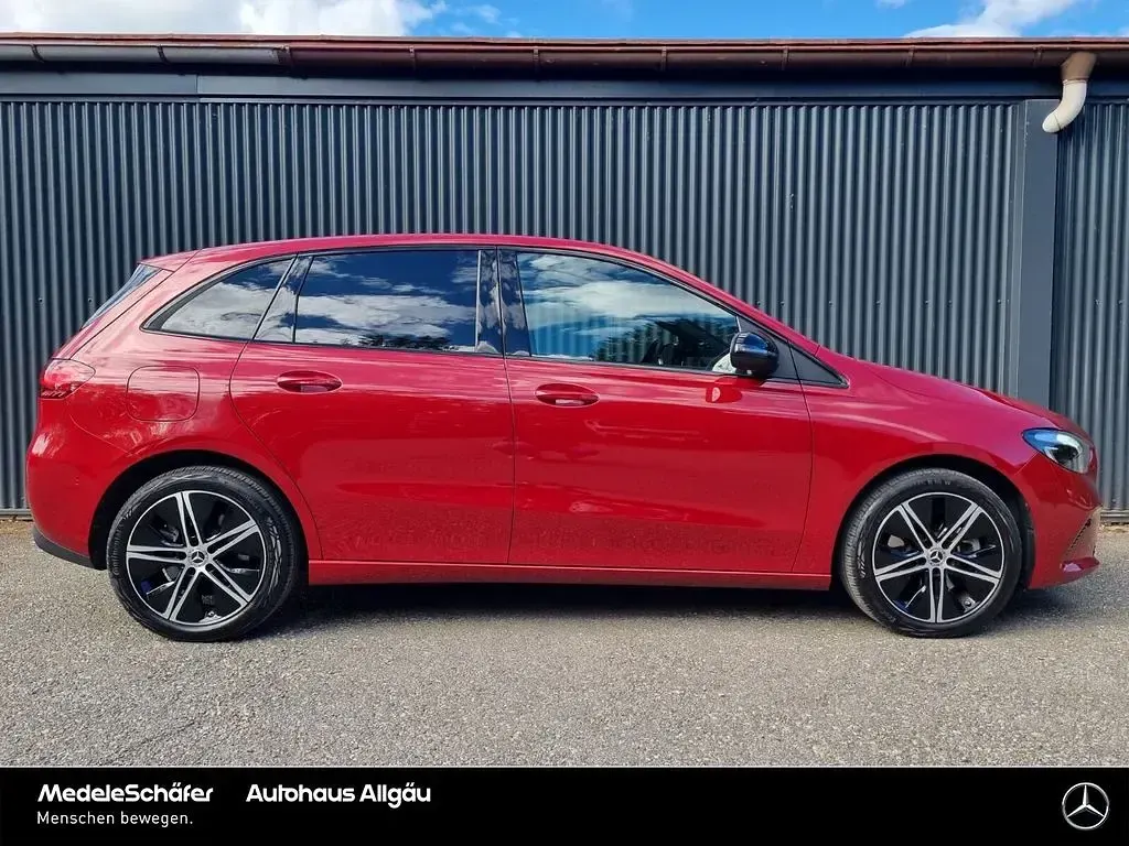 Usata Mercedes E250 Progressive 163 CV (119 kW) 2024 Rosso Berlina
