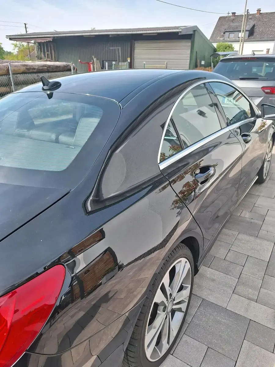 Gebraucht Mercedes CLA180 122 PS (89 kW) 2014 Schwarz Limousine