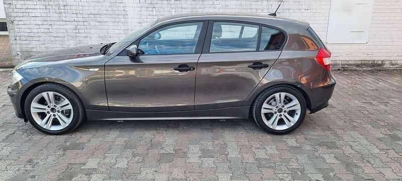 Gebraucht BMW 116 116 PS (85 kW) 2005 Havanna metallic Kleinwagen
